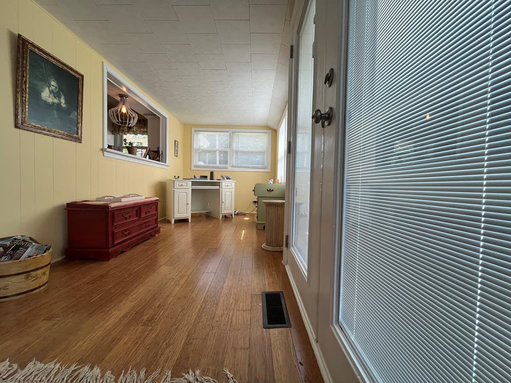 131 Hillcrest Drive, Mccaysville GA 30555 - Photo