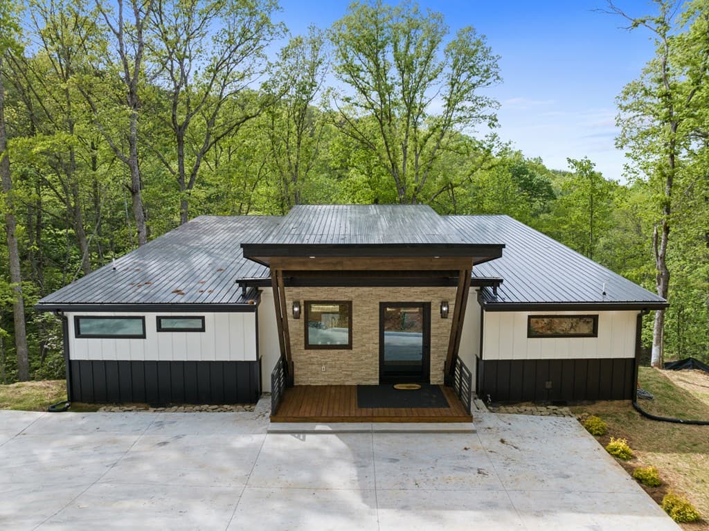 148 Brookwood Drive, Blue Ridge GA 30513 - Photo