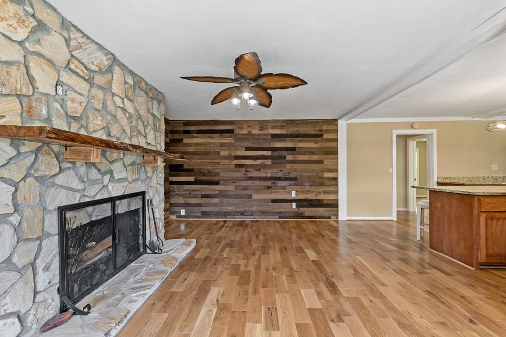 1211 Scenic Drive, Blue Ridge GA 30513 - Photo