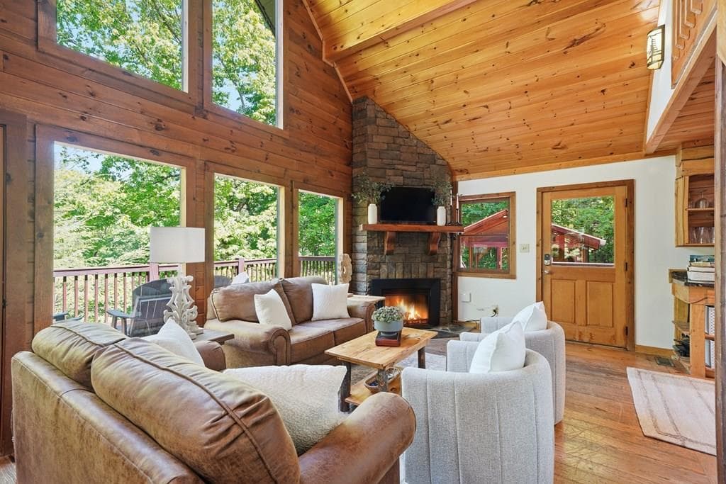 145 Rocky Top Road, Blue Ridge GA 30513 - Photo