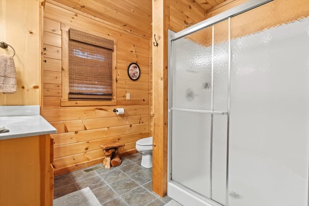 61 Grove Lane, Ellijay GA 30540 - Photo