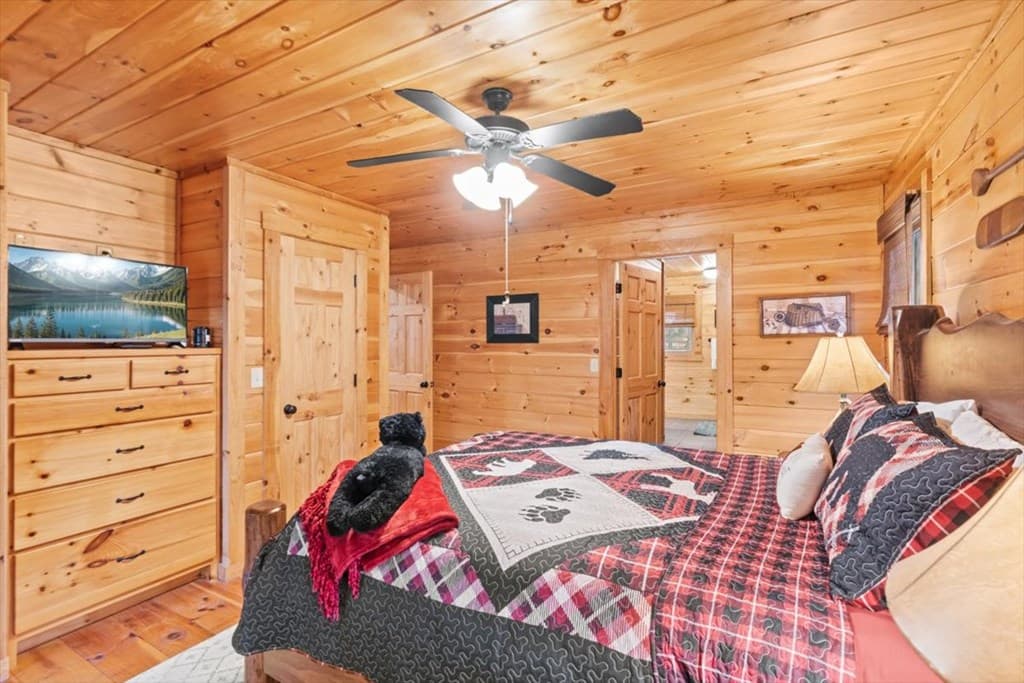 61 Grove Lane, Ellijay GA 30540 - Photo