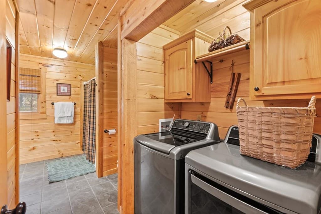 61 Grove Lane, Ellijay GA 30540 - Photo