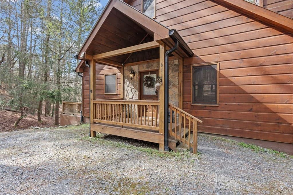 61 Grove Lane, Ellijay GA 30540 - Photo