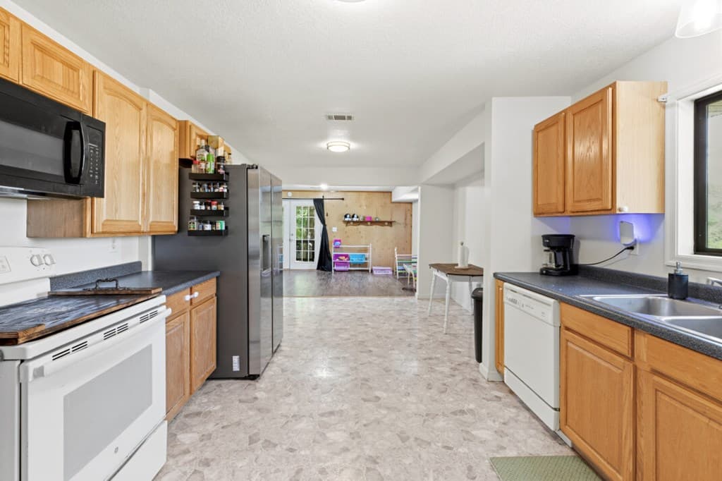 99 Copperhead Road, Blairsville GA 30512 - Photo