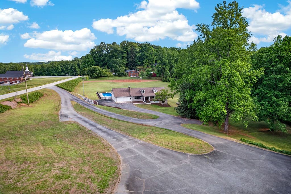 165 Porter Springs Road, Dahlonega GA 30533 - Photo