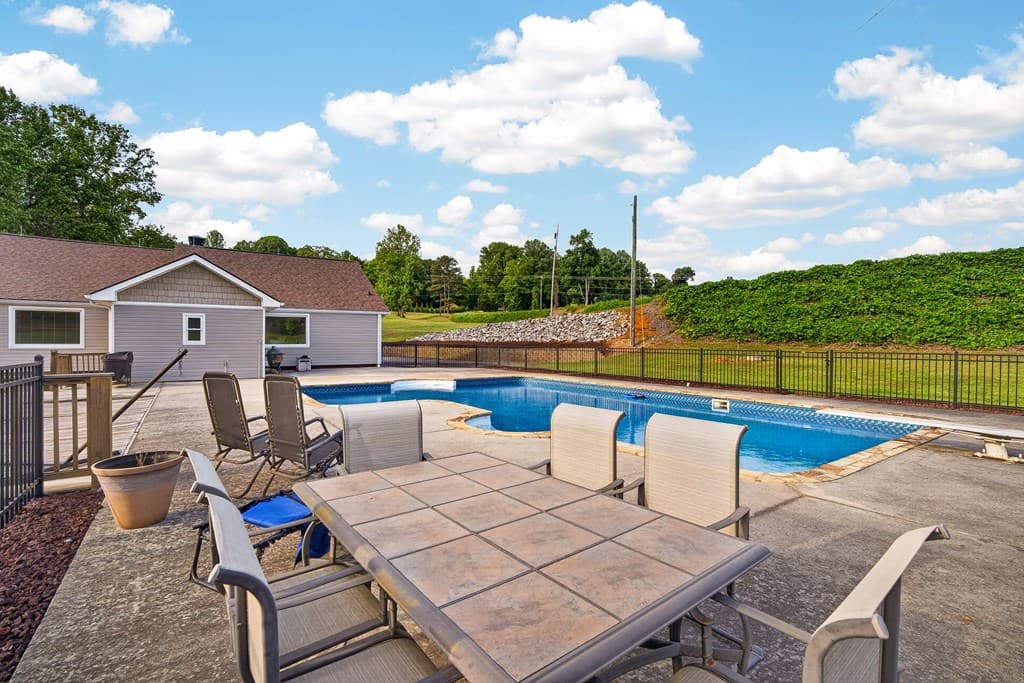 165 Porter Springs Road, Dahlonega GA 30533 - Photo