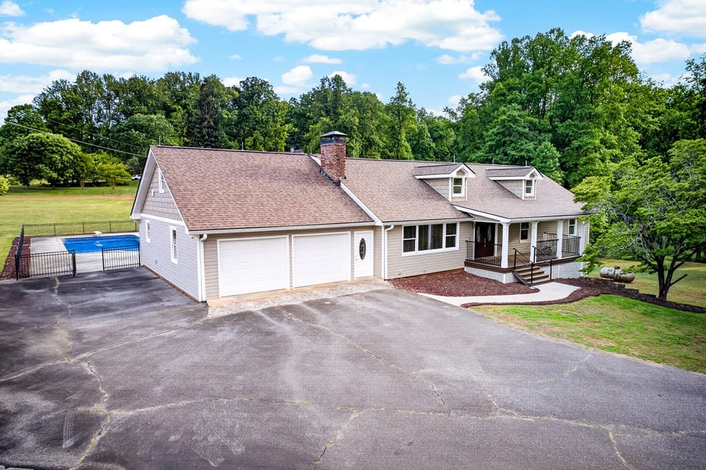 165 Porter Springs Road, Dahlonega GA 30533 - Photo