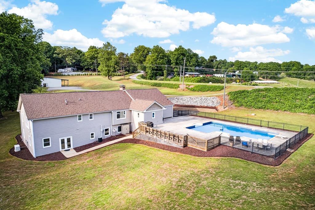 165 Porter Springs Road, Dahlonega GA 30533 - Photo