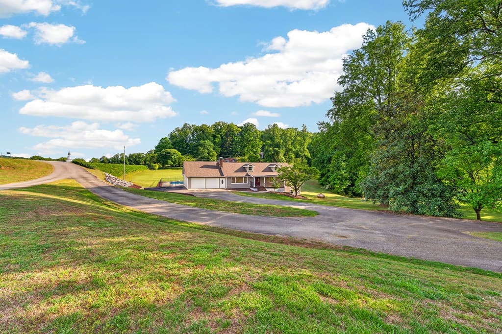 165 Porter Springs Road, Dahlonega GA 30533 - Photo