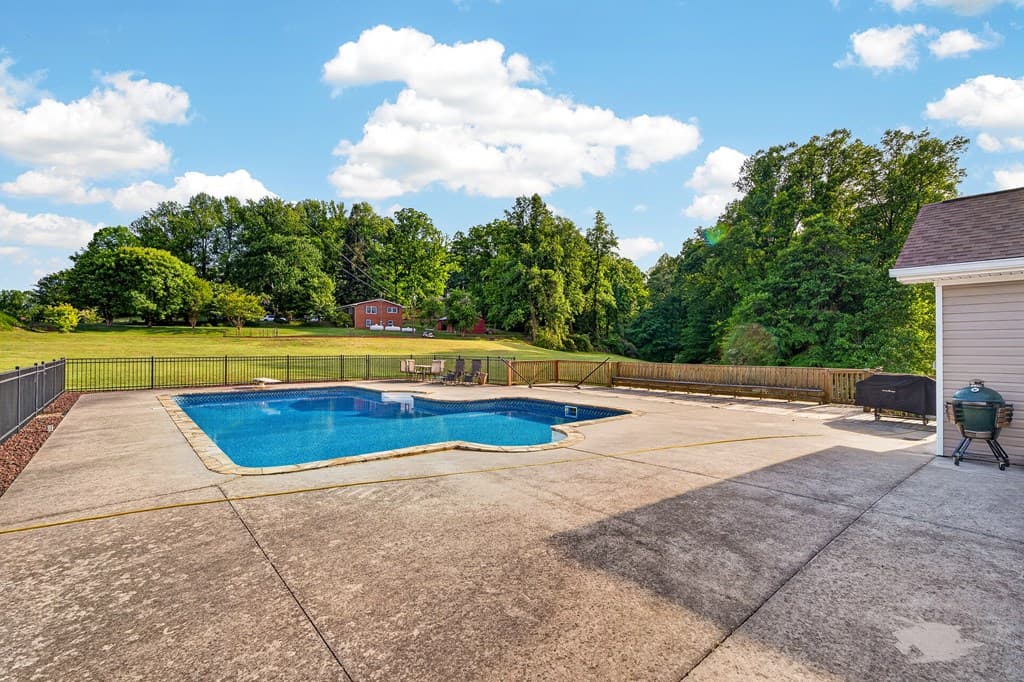 165 Porter Springs Road, Dahlonega GA 30533 - Photo