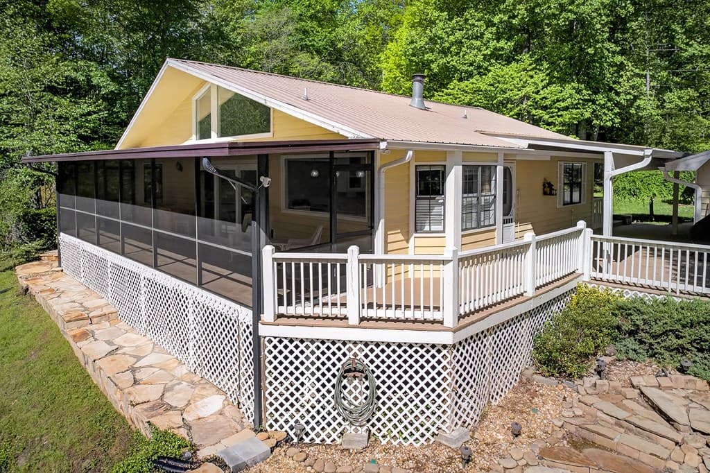 401 Mountain Rivers Road, Mineral Bluff GA 30559 - Photo