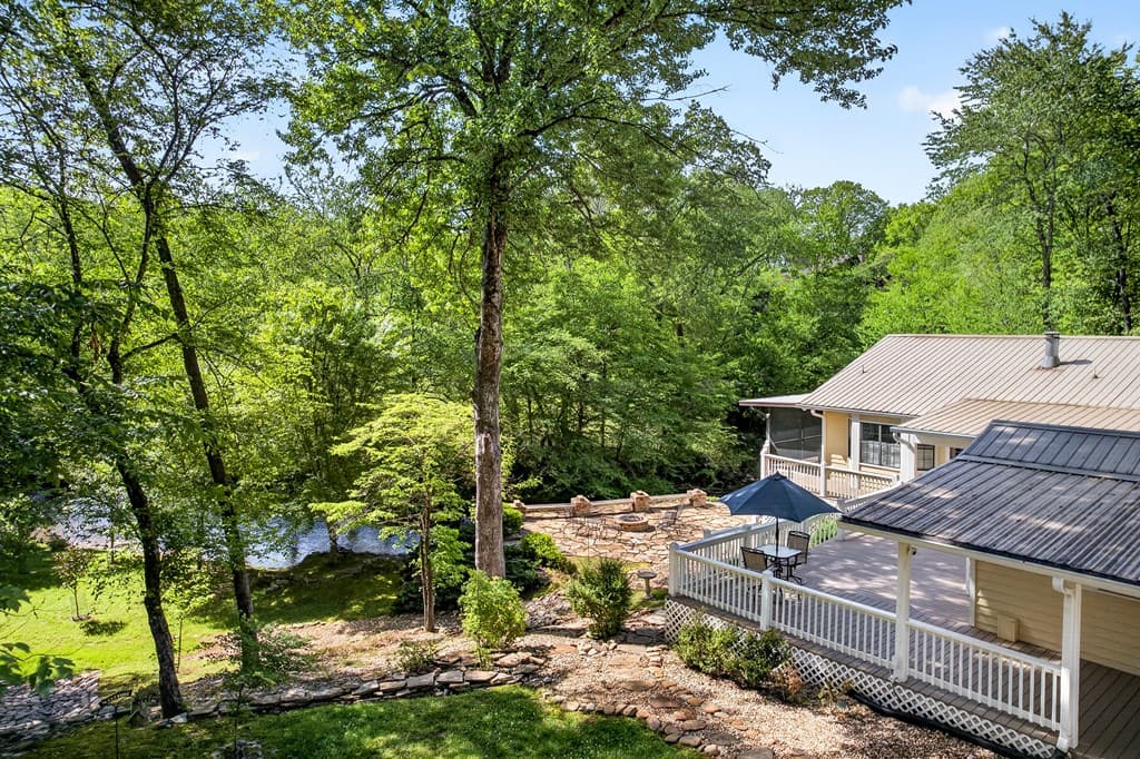 401 Mountain Rivers Road, Mineral Bluff GA 30559 - Photo