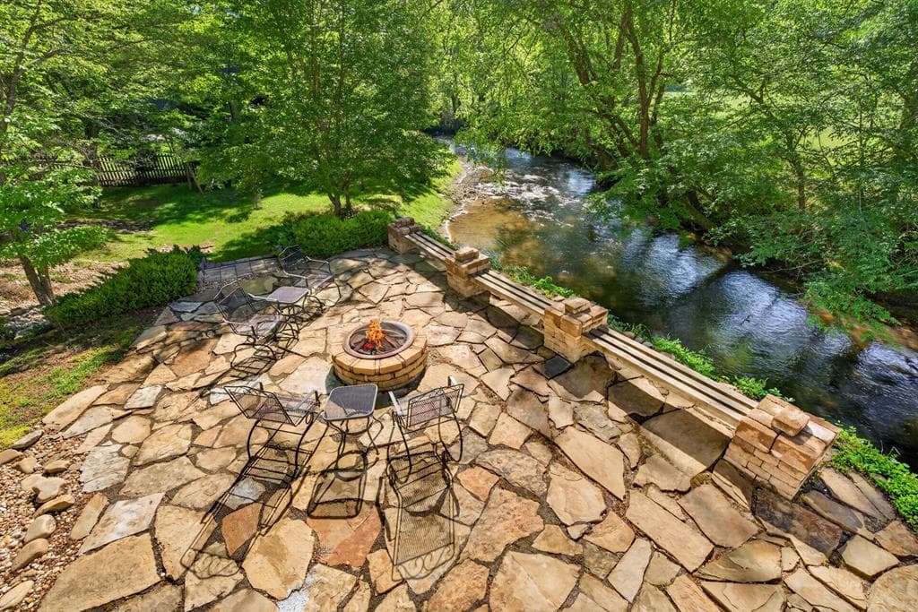401 Mountain Rivers Road, Mineral Bluff GA 30559 - Photo