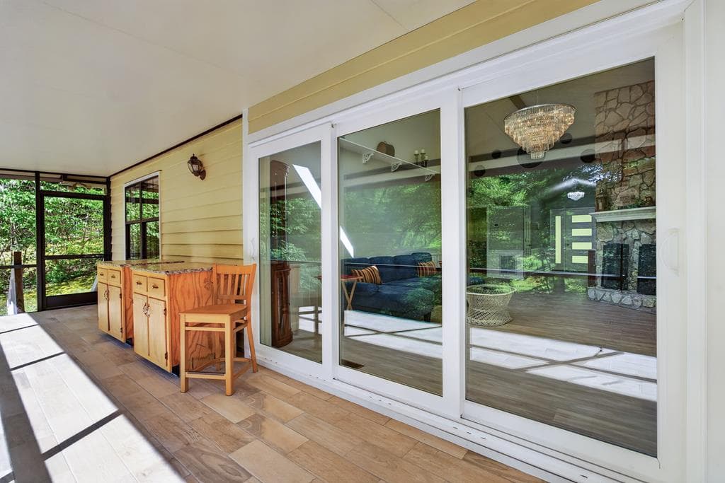 401 Mountain Rivers Road, Mineral Bluff GA 30559 - Photo