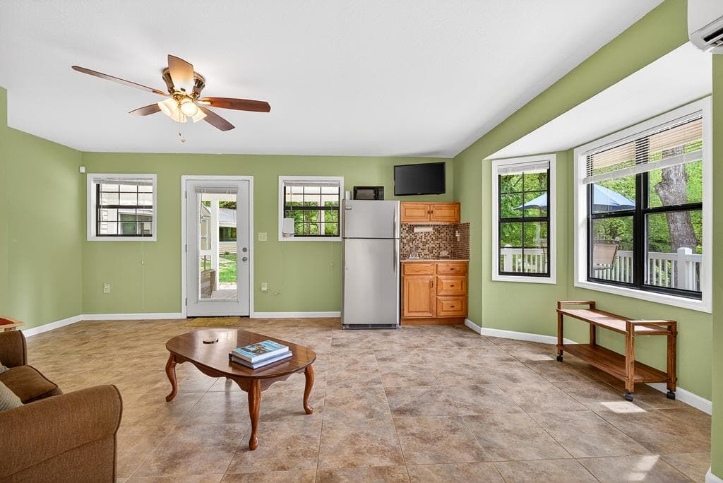 401 Mountain Rivers Road, Mineral Bluff GA 30559 - Photo