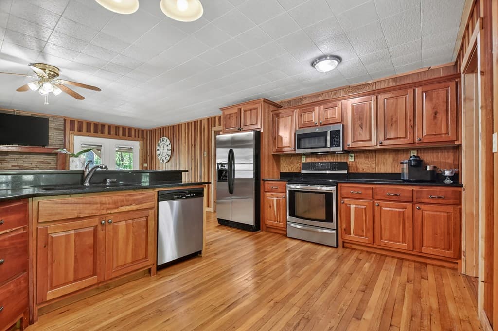 588 Padena Drive, Morganton GA 30560 - Photo