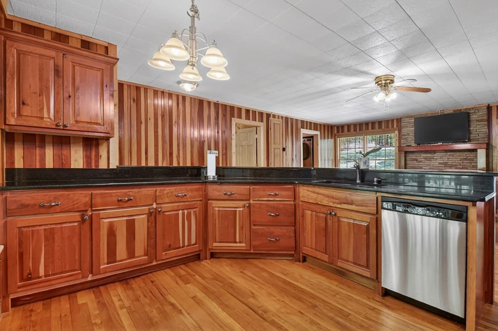 588 Padena Drive, Morganton GA 30560 - Photo