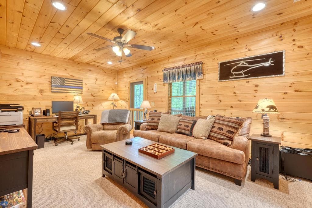 215 The Woods Road, Mineral Bluff GA 30559 - Photo