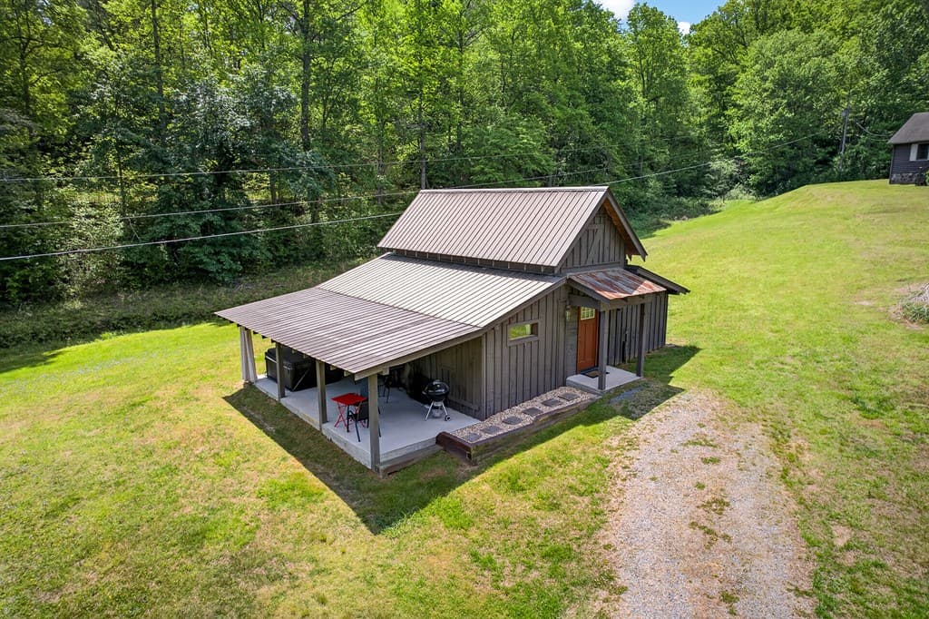 353 Sunrise Road, Blue Ridge GA 30513 - Photo