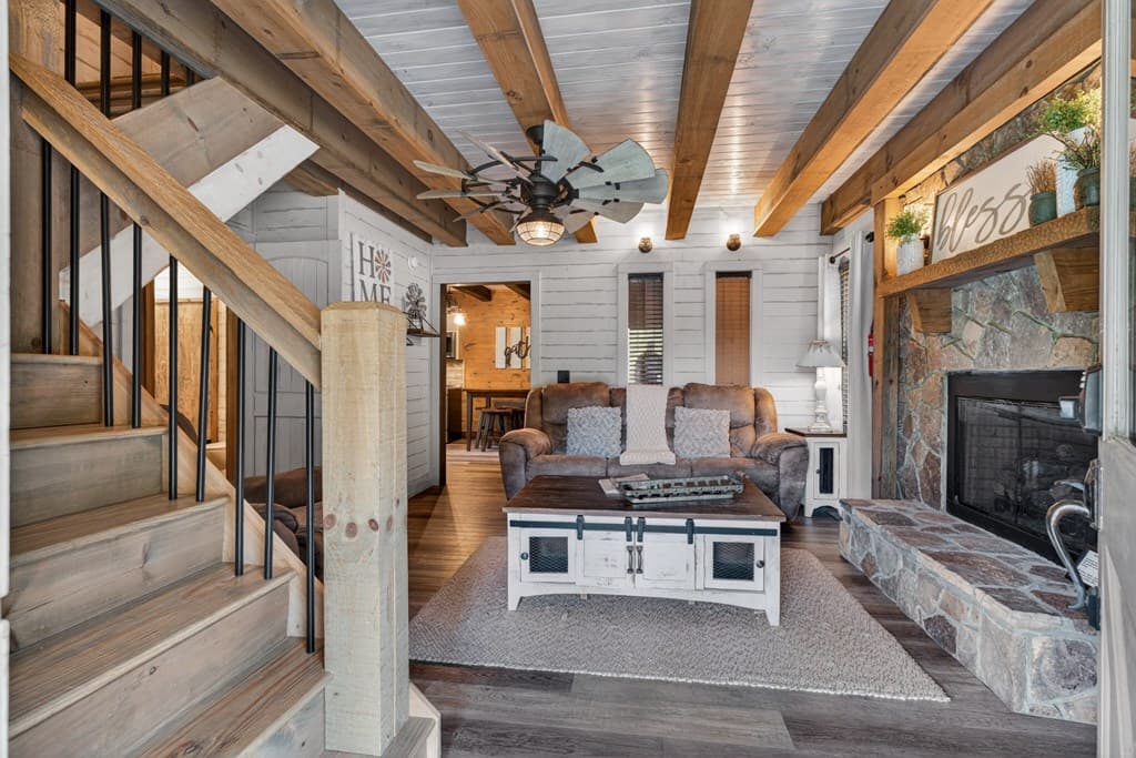 353 Sunrise Road, Blue Ridge GA 30513 - Photo