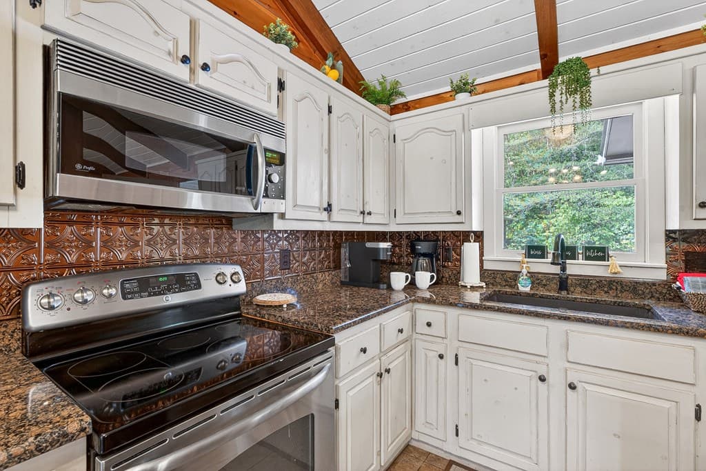 353 Sunrise Road, Blue Ridge GA 30513 - Photo