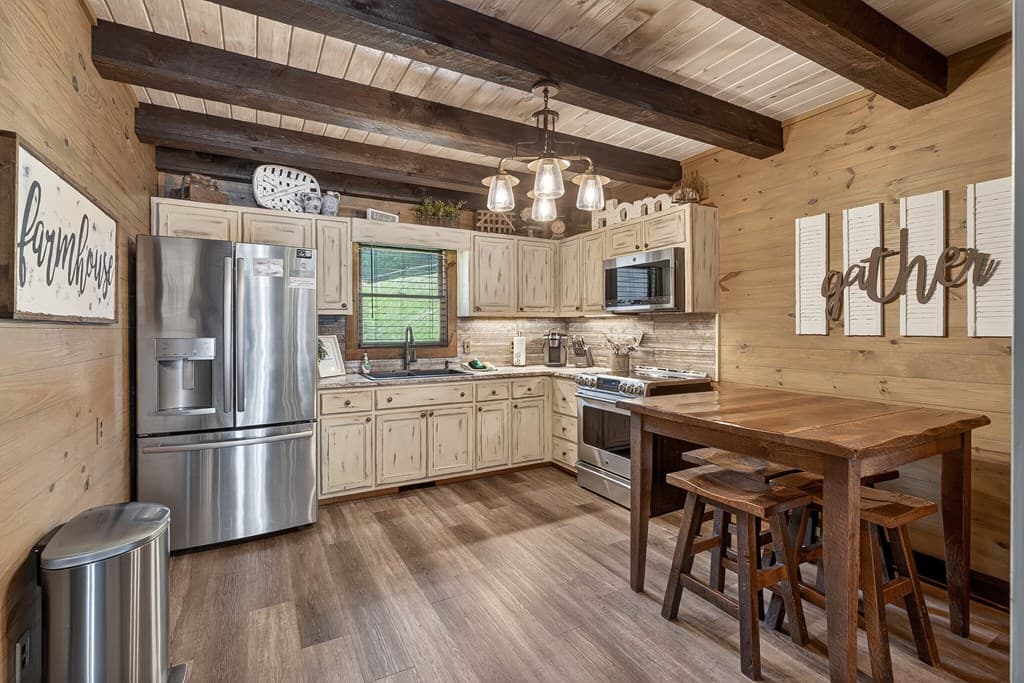 353 Sunrise Road, Blue Ridge GA 30513 - Photo