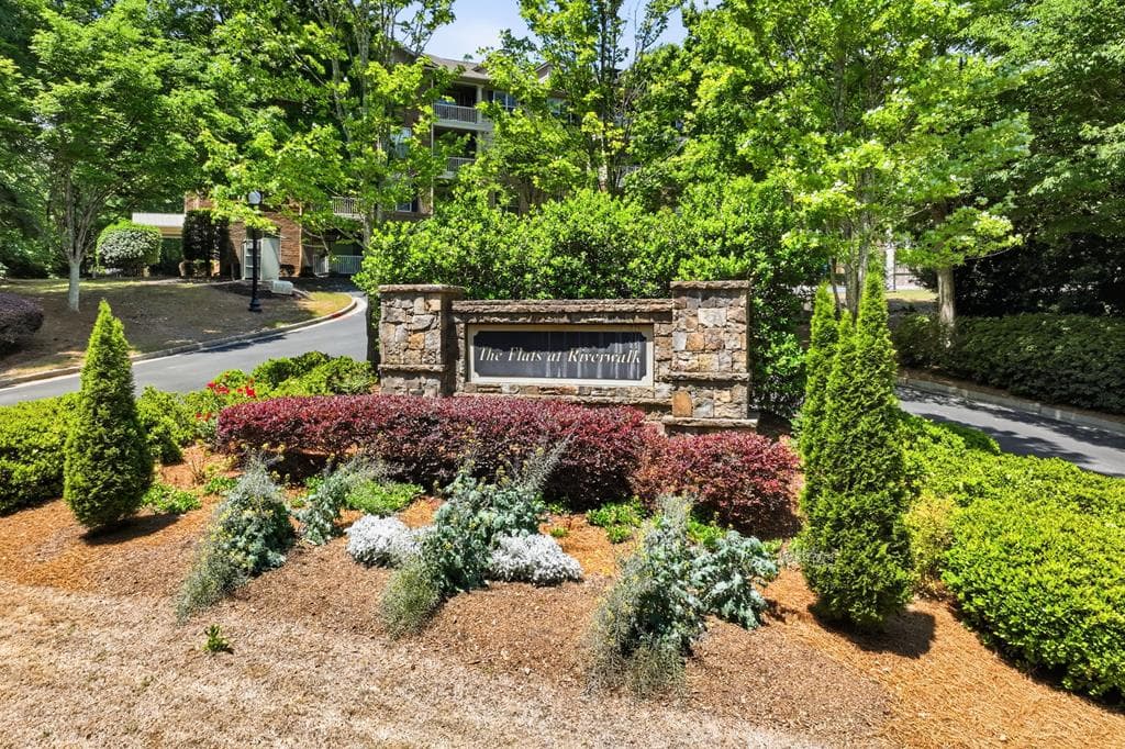 3150 Woodwalk Drive, Atlanta GA 30339 - Photo