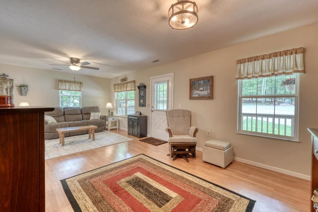 649 Pit Road, Blairsville GA 30512 - Photo