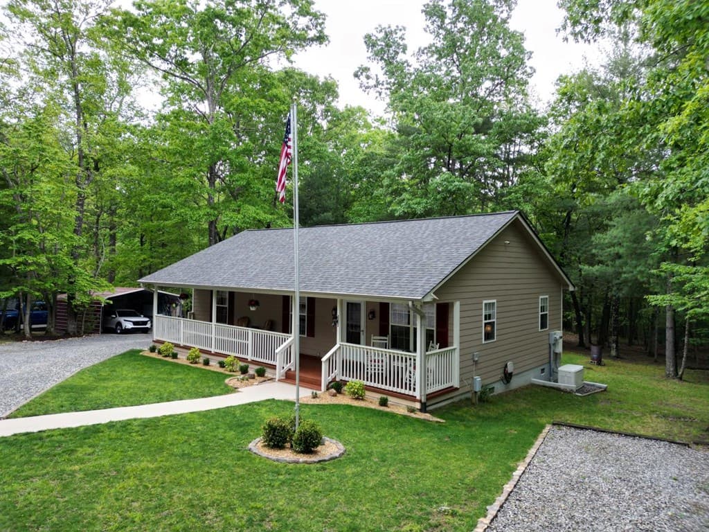 649 Pit Road, Blairsville GA 30512 - Photo