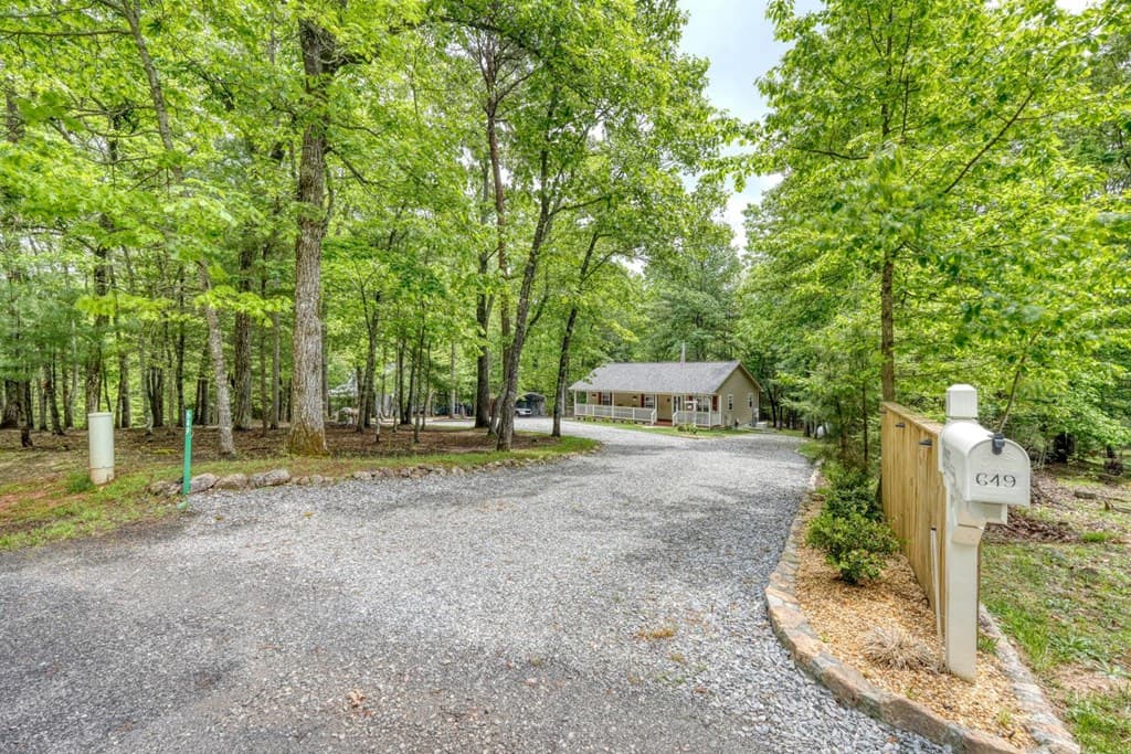 649 Pit Road, Blairsville GA 30512 - Photo