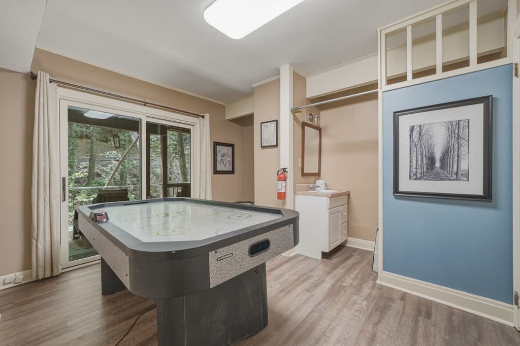 53 Laurel Ridge Drive, Ellijay GA 30536 - Photo