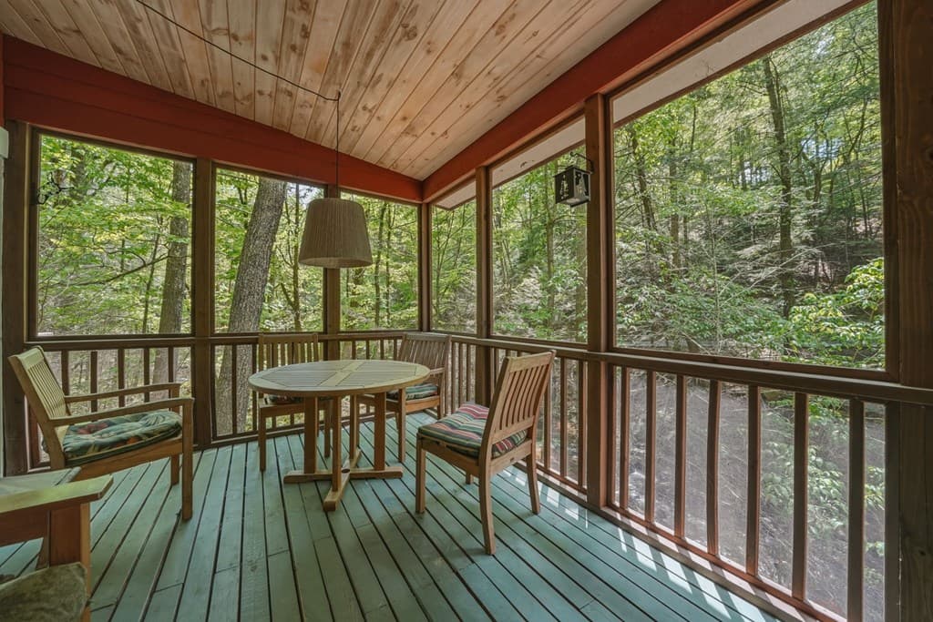 53 Laurel Ridge Drive, Ellijay GA 30536 - Photo