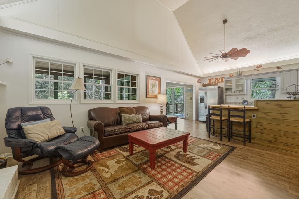 53 Laurel Ridge Drive, Ellijay GA 30536 - Photo