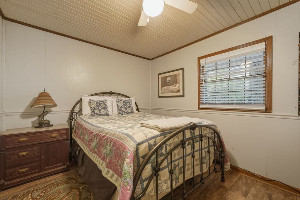 53 Laurel Ridge Drive, Ellijay GA 30536 - Photo