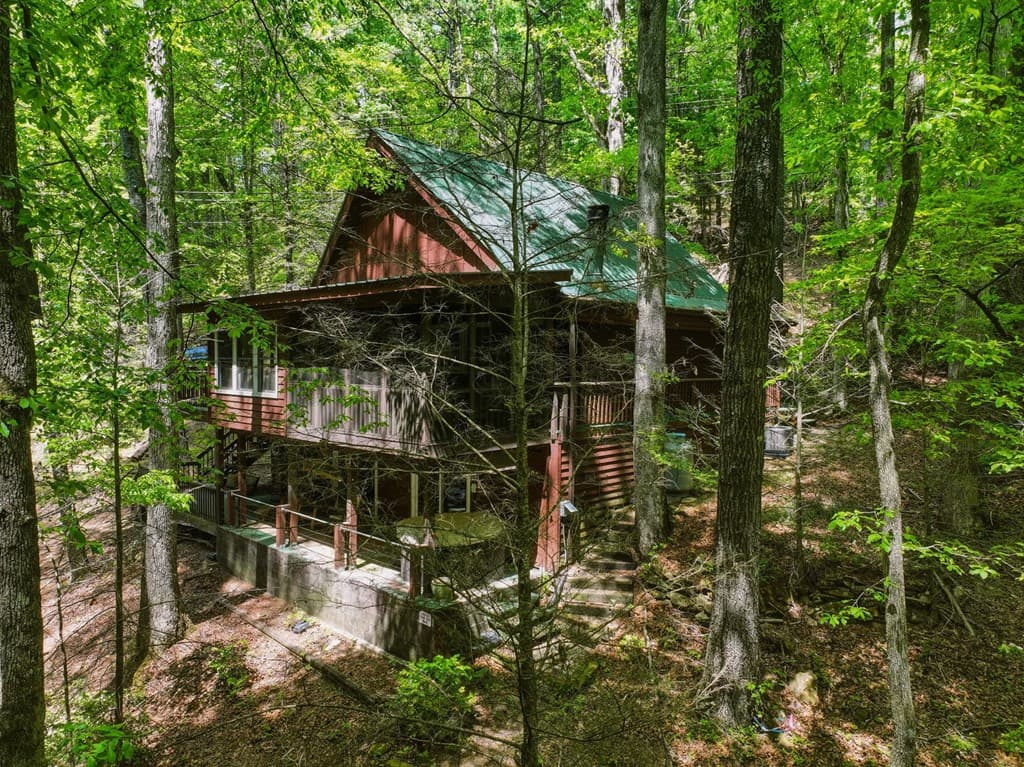53 Laurel Ridge Drive, Ellijay GA 30536 - Photo