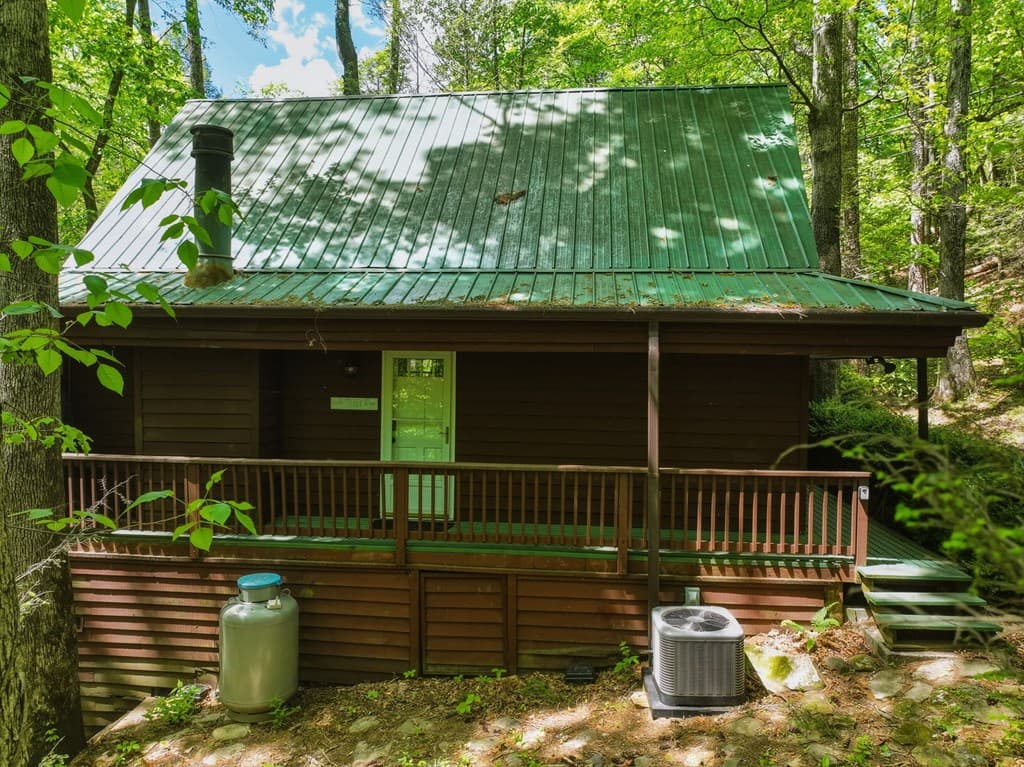 53 Laurel Ridge Drive, Ellijay GA 30536 - Photo