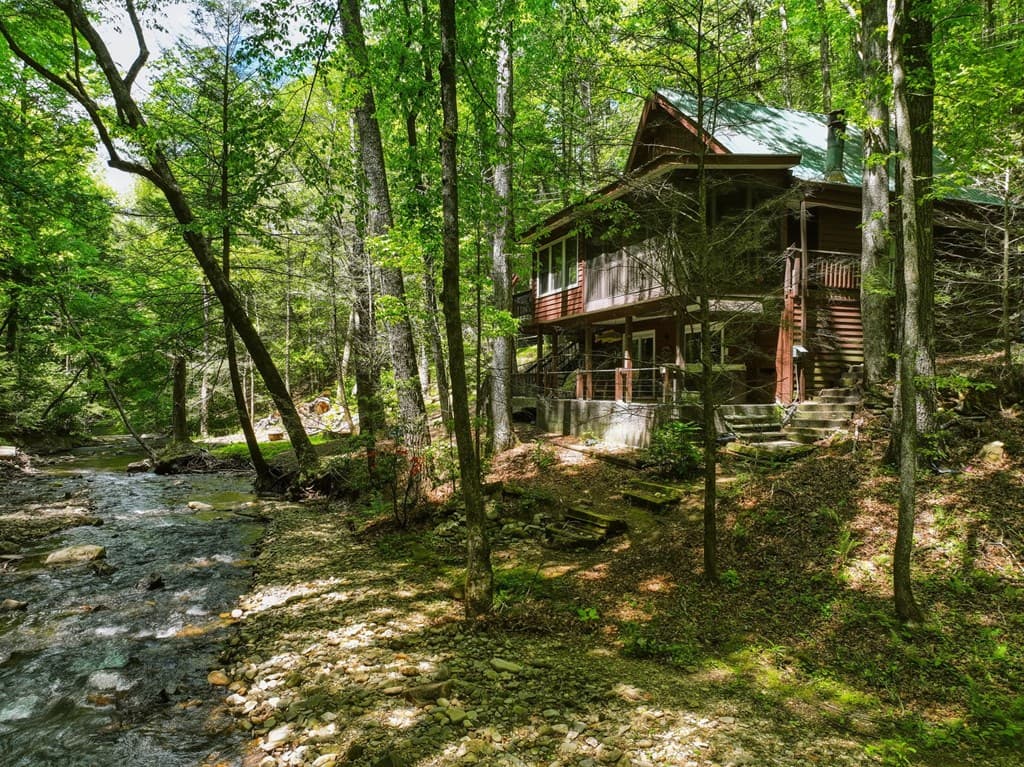 53 Laurel Ridge Drive, Ellijay GA 30536 - Photo