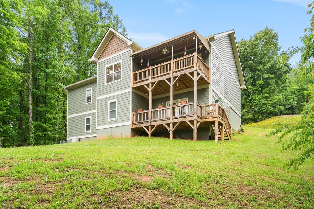 1060 Chatuge Village Circle, Hayesville NC 28904 - Photo