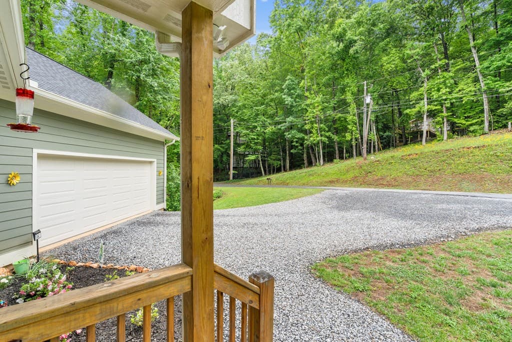 1060 Chatuge Village Circle, Hayesville NC 28904 - Photo