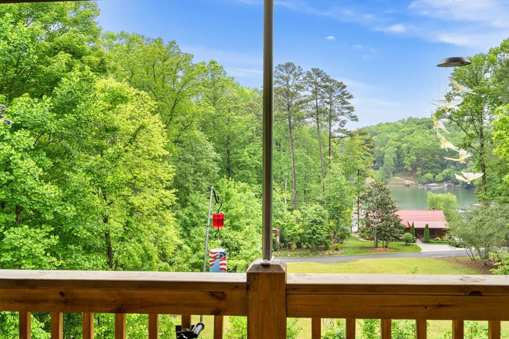 1060 Chatuge Village Circle, Hayesville NC 28904 - Photo