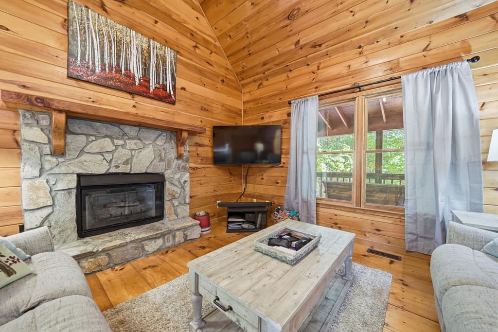 105 Blackberry Falls Court, Ellijay GA 30536 - Photo