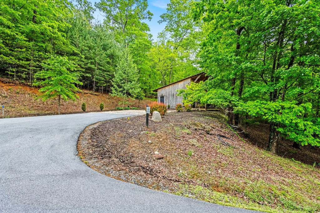 2745 Galloway Road, Blue Ridge GA 30513 - Photo