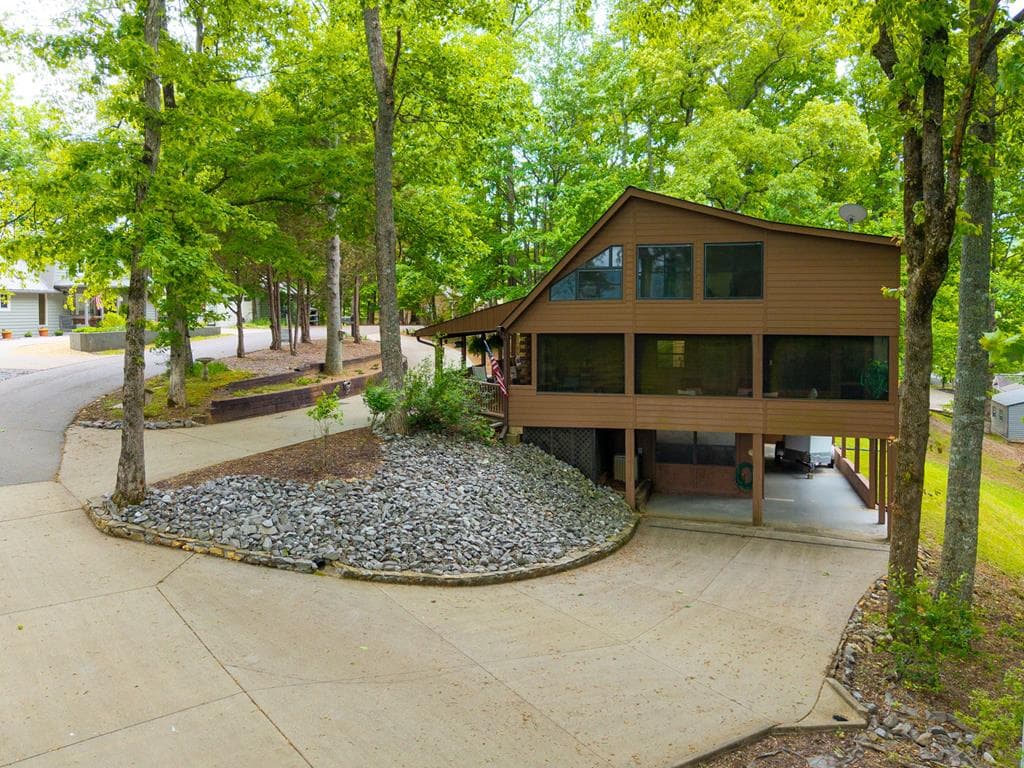 219 Lakeview Dr, Hayesville NC 28904 - Photo
