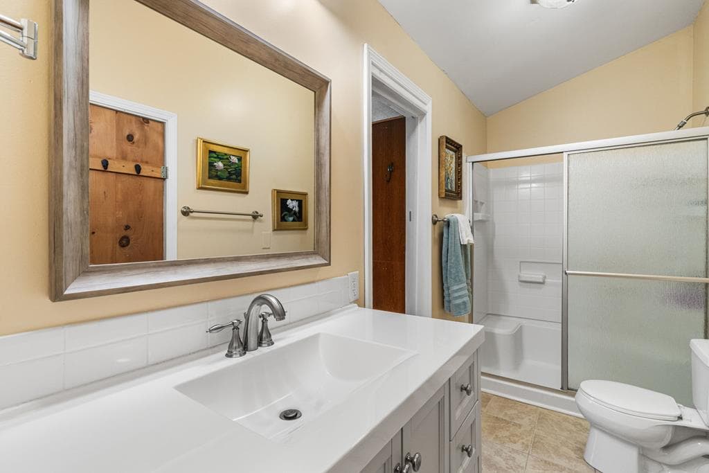 219 Lakeview Dr, Hayesville NC 28904 - Photo