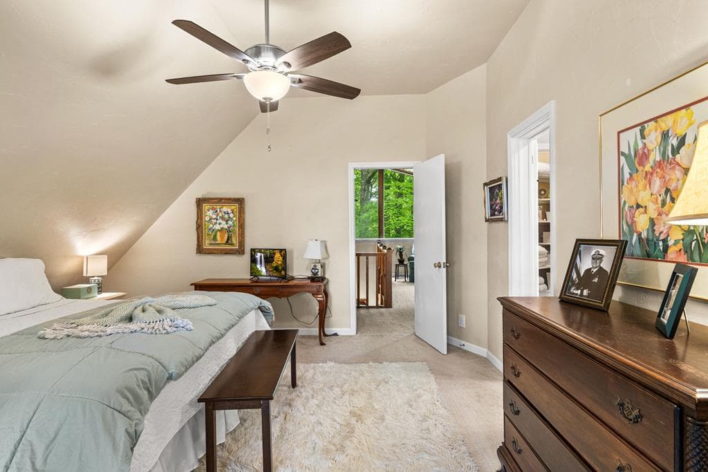 219 Lakeview Dr, Hayesville NC 28904 - Photo