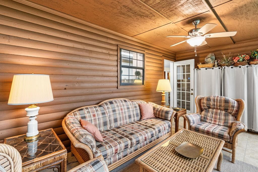 219 Lakeview Dr, Hayesville NC 28904 - Photo