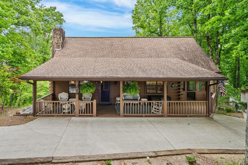 219 Lakeview Dr, Hayesville NC 28904 - Photo