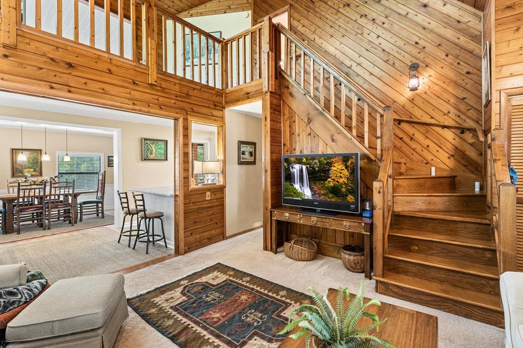 219 Lakeview Dr, Hayesville NC 28904 - Photo
