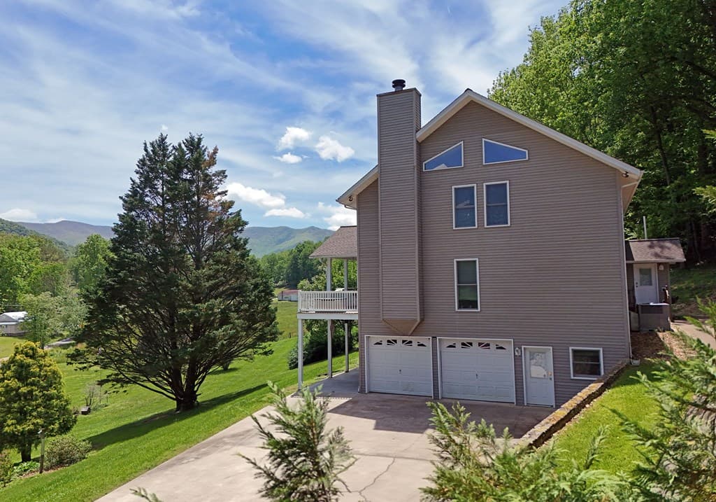 6000 Robinson Road, Young Harris GA 30582 - Photo